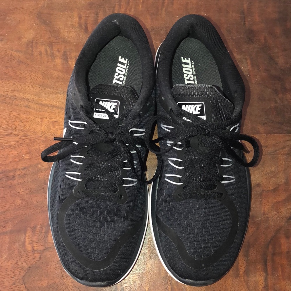 nike running shoes